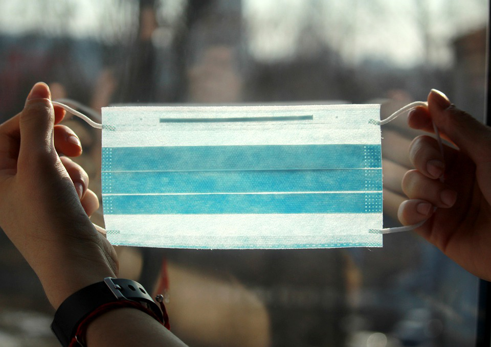 CDC: איך ללבוש מסכה בצורה נכונה?